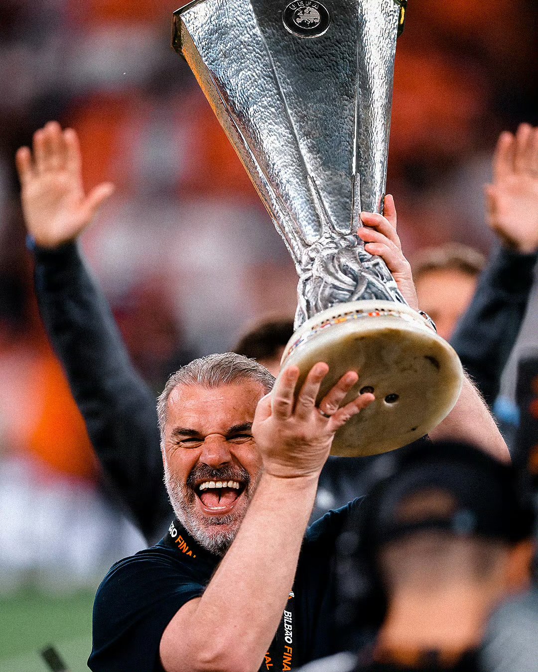 关于法兰克福冲刺阶段止住颓势多伦多猛龙刷新队史纪录备战欧冠,Karsa在TL比赛中官方发布新规看傻球迷的信息亚博APP下载